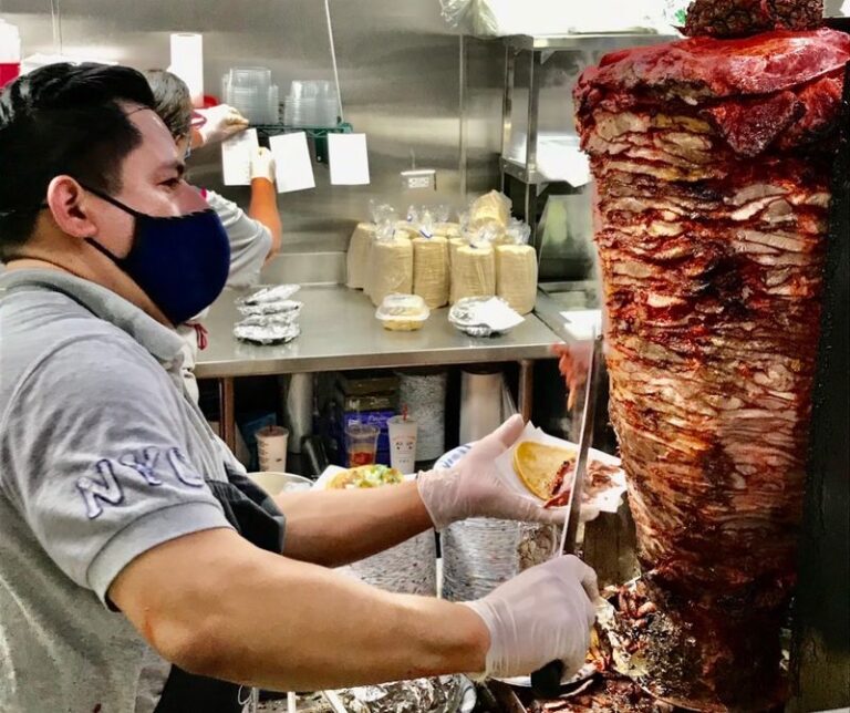 This No-Frills Counter In Chula Vista, California, Serves Tijuana-Style Tacos Worth The Stop