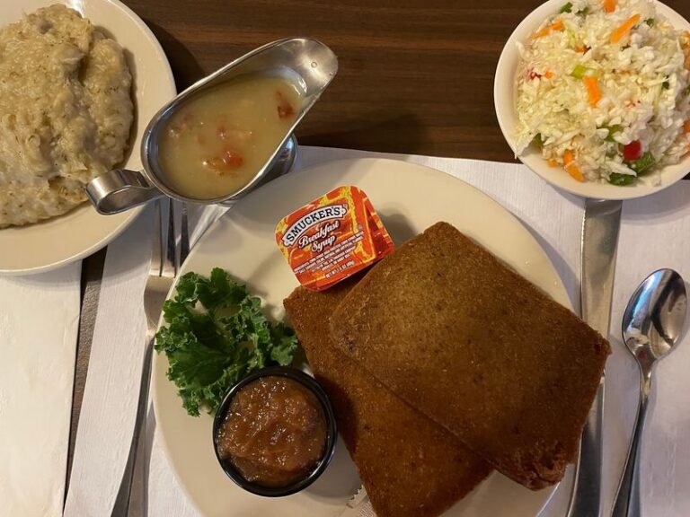 This Pennsylvania Diner in Hamburg Griddles Its Potato Filling Into Crispy Cakes