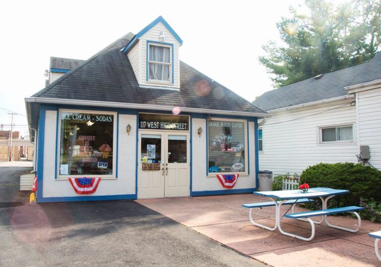 Regulars Keep Coming Back for the Hand-Breaded Pork Tenderloin at This Ohio Diner in Circleville