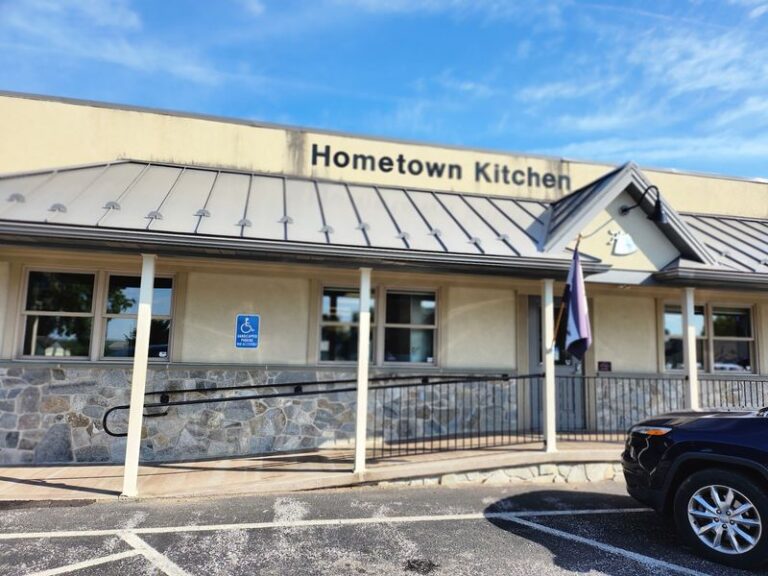 This Pennsylvania Diner in Kutztown Piles Its Waffles High With Fried Chicken and Pan Gravy