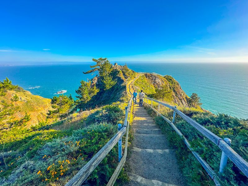 9 California Scenic Overlooks Where You Pull Over And The Whole Coast Opens Up Below