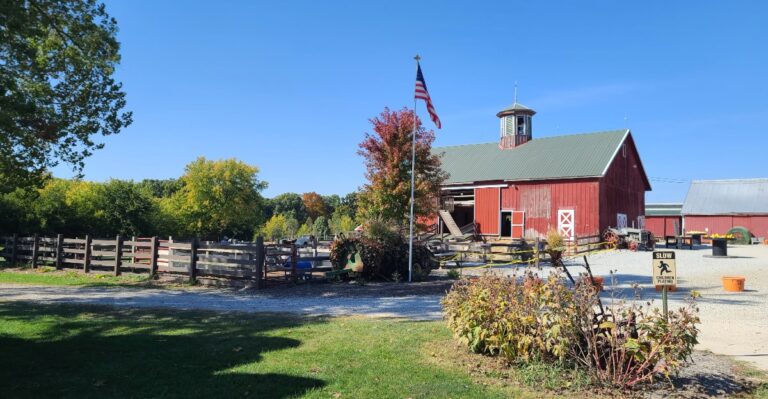 Iowa’s Oldest Working Orchard Has Been Growing Apples Since 1852 And September Is Prime Time To Visit