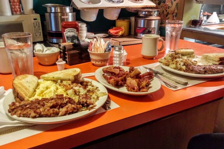 6 Ohio Mom-and-Pop Restaurants Where Fried Bologna Sandwiches Still Come Thick-Cut and Griddled