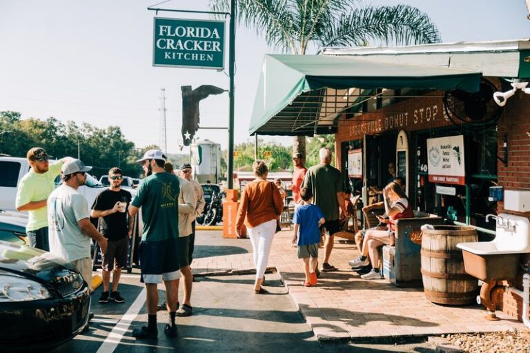 This Unassuming Florida Roadside Stand Fries Fresh Hushpuppies And Smoked Fish Dip Locals Grab On The Way Home