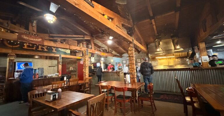 This Unassuming New Mexico Smokehouse Serves Brisket So Good Texans Drive Over For It