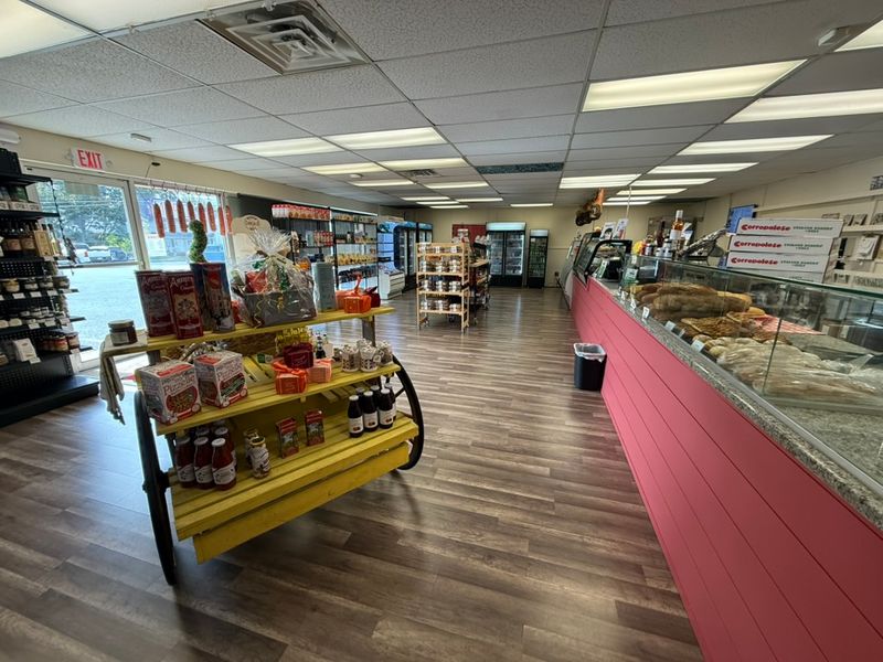 8 Pennsylvania Italian Delis Serving Fresh Mozzarella