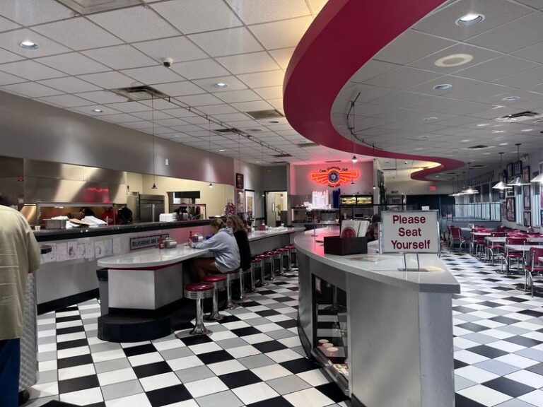 This Ohio Diner Still Serves Chili Spaghetti the Way It Did in 1940